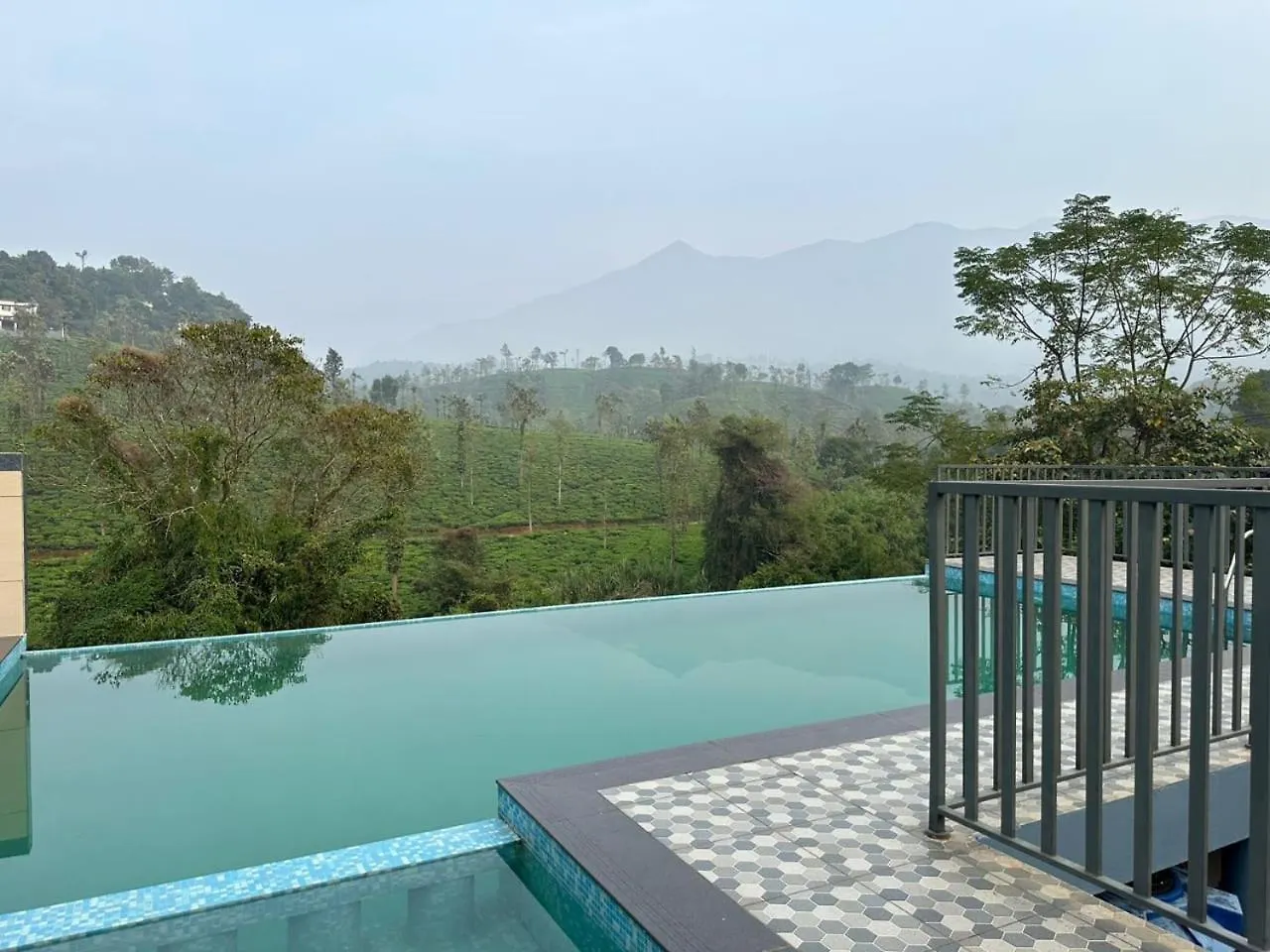 Green Mansion Apartment With 4 2Bh Units Wayanad